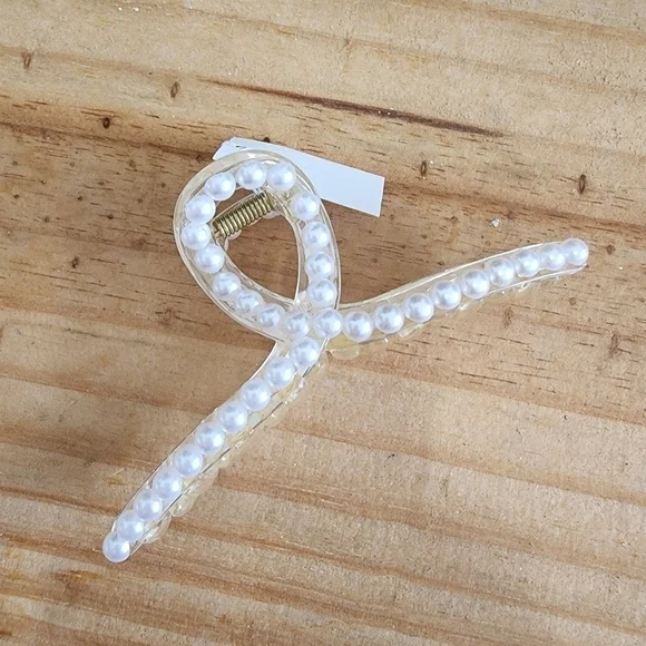 NEW Pearl Clear White Hair Claw Clip - Picture 4 of 8